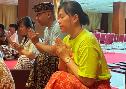 Sila Upavassatha Mahayana